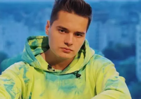 Selly a dezvăluit câți bani a luat pentru un contract de imagine: „Mi-am spart banii pe țoale și pe lucrurile astea mult timp”