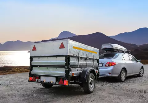 Cum alegi cea mai potrivită remorcă pentru maşina ta