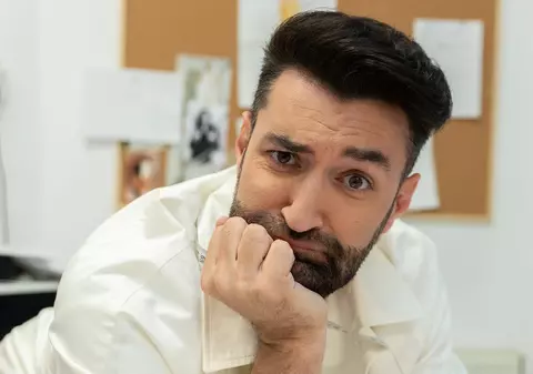 Cum i-a fost furat telefonul lui Smiley. Era la restaurant: „E cel mai vechi truc”