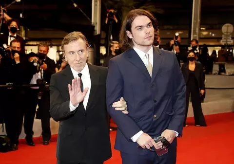Cormac Roth, fiul actorului Tim Roth, a murit la doar 25 de ani. Anunțul dureros al familiei