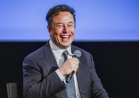 Elon Musk a cerut scuze după ce a râs de un angajat Twitter cu dizabilități
