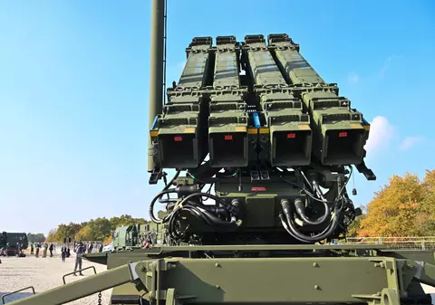 Război în Ucraina, ziua 301 | SUA oferă pentru prima dată sistemul de apărare antiaeriană Patriot, într-un pachet de aproape 2 miliarde de dolari oferit Ucrainei