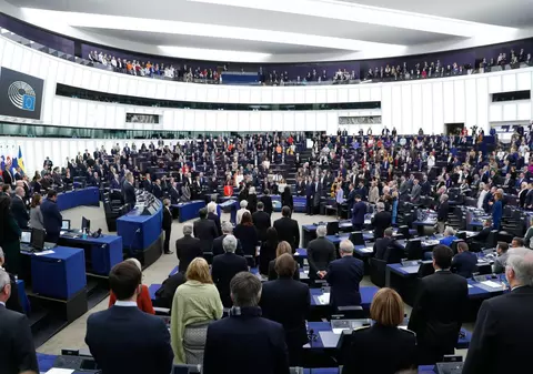 „Unul dintre cele mai dramatice cazuri de corupţie din ultimii ani”. Comisar european, despre arestările din Parlamentul European