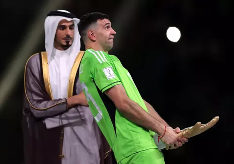 Emiliano Martinez, după gestul golănesc de la festivitatea de premiere: „Era pentru ei, m-au huiduit”