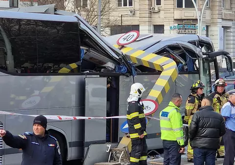Noi informații despre autocarul cu turiști din Grecia, implicat în accidentul de la Pasajul Unirii. Plecase miercuri din Volos și a trecut prin Larissa și Salonic înainte să ajungă în București