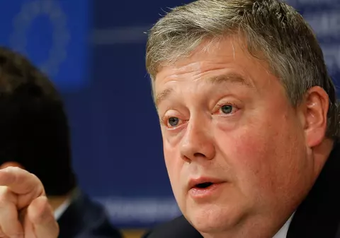 Încă un suspect în cazul de corupție de la Bruxelles. Casa europarlamentarului Marc Tarabella, percheziționată în prezența Robertei Metsola