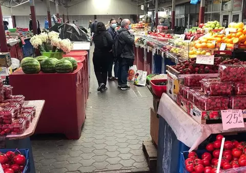 ANPC le recomandă românilor „o atenţie deosebită” înainte să cumpere produse la promoție de Crăciun