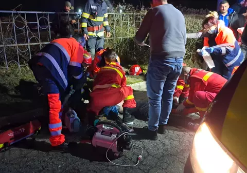 Tânărul de 19 ani care a lovit șase copii pe trecerea de pietoni a fost arestat preventiv