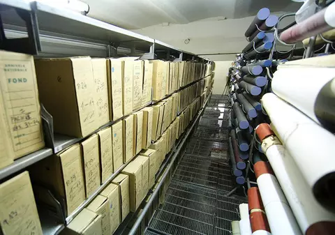 Istoricii acuză Guvernul că a limitat accesul la arhivele din perioada comunistă: „Sunt restrânse drepturile fundamentale ale cetățenilor”