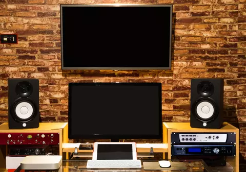 Cele mai bune boxe pentru o petrecere ca în club