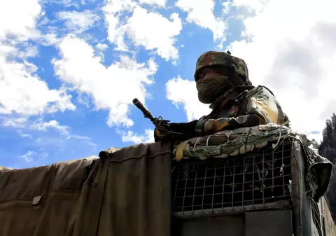 Bătaie cu bâte și pietre între trupele indiene și cele chineze, de la granița disputată din zona Himalaya - VIDEO