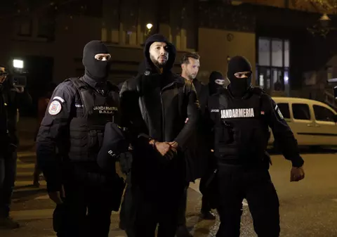 „Îmi place să te violez” - mesajul lui Andrew Tate către una dintre victimele sale. Procurorii britanici: „nicio perspectivă realistă de condamnare”