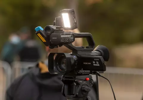 Ucraina a retras acreditarea unei ziariste daneze, pe care o acuză de propagandă pro-rusă. SBU i-a propus să scrie „povești bune” despre Kiev