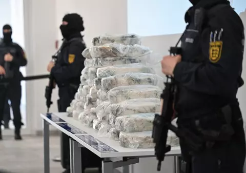 „El Chapo” de Asia, extrădat în Australia. Tse Chi Lop este considerat unul dintre cei mai bogați traficanți din lume