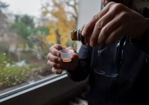 Cel puțin 18 copii din Uzbekistan au murit după ce au băut sirop de tuse din India