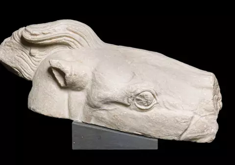 Papa Francisc va returna trei fragmente din Partenon Greciei. Acestea se află în prezent în muzeele Vaticanului