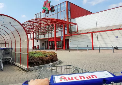 Program Auchan de Anul Nou 2023. Când e deschis la Auchan pe 31 decembrie, 1 și 2 ianuarie