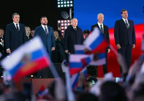 Vladimir Putin i-a decorat pe liderii proruși din Donețk, Luhansk, Zaporojie și Herson