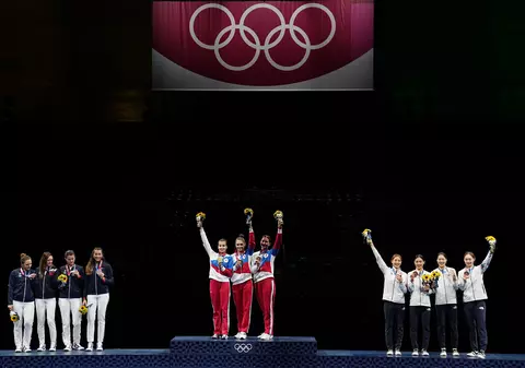 Sportivii ruși reprimesc dreptul de a participa în competiții internaționale, sub steag neutru, dacă nu s-au exprimat în favoarea războiului