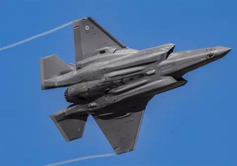 Marea Britanie susține că „nu este practic” să furnizeze Ucrainei avioane de luptă