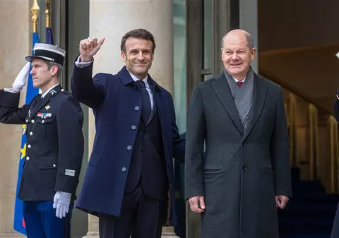 Franța și Germania vor să redevină „pionierii” refondării Europei, anunță Macron și Scholz. Ce au promis cei doi lideri Ucrainei