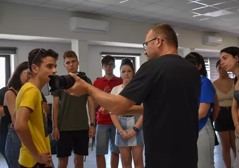 O asociație din Turda încearcă să-i aducă pe tineri acasă după facultate. „Contează evoluția și mentalitatea din oraș”