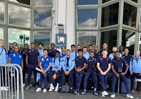 O echipă a călătorit peste 8.700 de kilometri pentru a juca un meci din Cupa Franței la fotbal