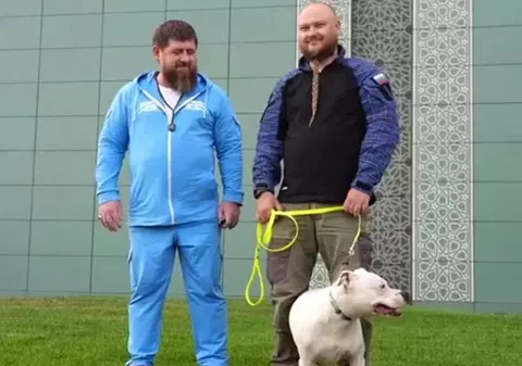 „Bine ai revenit acasă, Akin”. Un câine furat de soldații ruși de la Azovstal a fost predat în timpul ultimului schimb de prizonieri cu ucrainenii