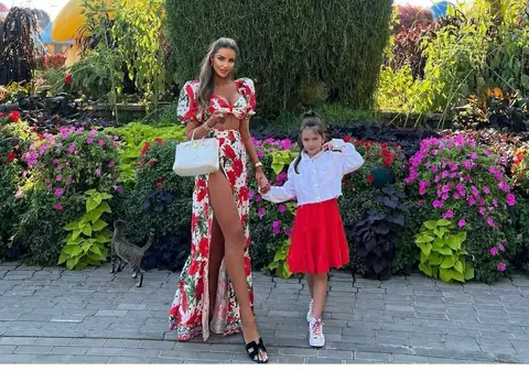 Imagini din vacanța de lux a Biancăi Drăgușanu în Dubai. Ce mesaj i-a transmis lui Gabi Bădălău, iubitul ei, care nu a însoțit-o