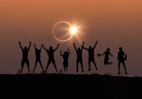 Ce este eclipsa totală de Soare? Lista eclipselor de Soare vizibile din România