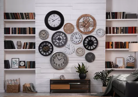 Ceasuri de perete - cele mai interesante modele de ceasuri pentru bucătărie, living sau dormitor