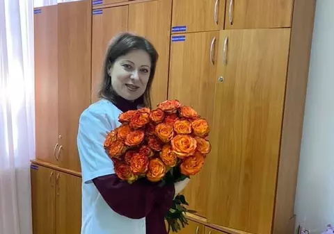 96 de medici fac scut în jurul doctoriței acuzate că a primit mită de la zeci de pacienți: Au fost gesturi mici de recunoștință, nu șpagă! Ce le-au răspuns judecătorii