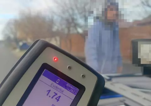 „Stai acasă și dormi!” Mesaj viral al Poliției, după ce agenții au testat un biciclist cu etilotestul