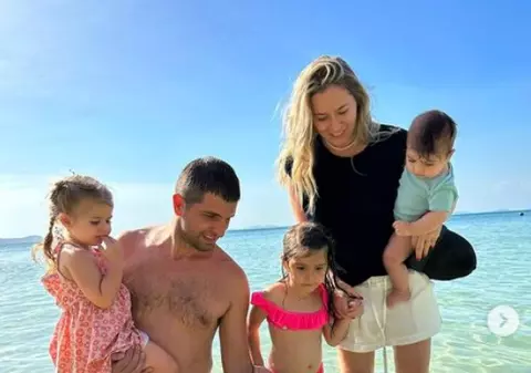 Imagini din vacanța de o lună a Laurei Cosoi cu soțul și cei 3 copii. După Vietnam, au ajuns în Bali: „Sunt recunoscătoare”