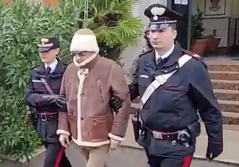 Jurnalul lui Matteo Messina Denaro, găsit de carabinieri în buncărul mafiotului. Ce a scris acesta înainte de a fi arestat