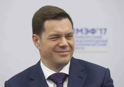 Cel mai bogat rus în 2021, oligarhul Alexei Mordașov, a ajuns acum „cel mai sărac miliardar” din țară, scrie Forbes