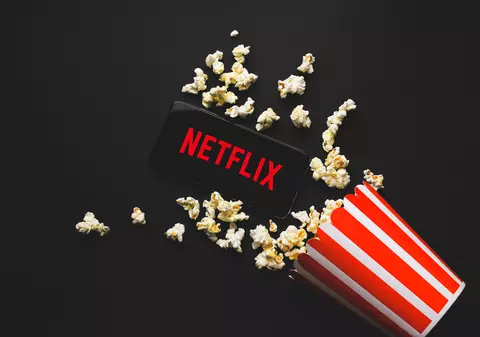 Ce filme și seriale noi poți să vezi pe Netflix în februarie