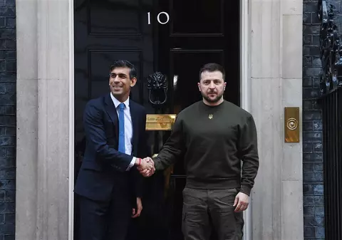 Război în Ucraina, ziua 350 | Londra ia în calcul să trimită avioane de luptă Kievului, Moscova amenință cu „consecințe serioase”