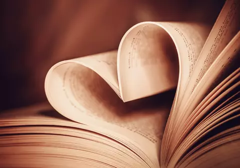 14 februarie, Valentine’s Day. Viața mai puțin știută a Sfântului Valentin și cum ar fi ajuns, de fapt, să fie patronul iubirii