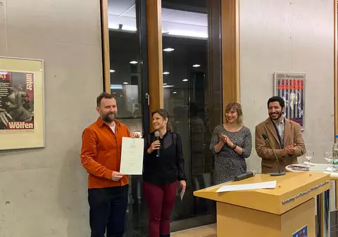 Documentarul românesc „Între revoluții”, regizat de Vlad Petri, a luat premiul criticilor la Festivalul de film de la Berlin