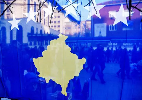 SUA acuză Kosovo că amplifică tensiunile etnice prin interzicerea dinarului sârbesc