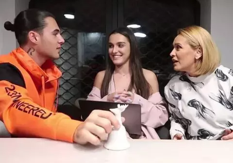 Ce spune Andreea Esca despre posibila nuntă a Alexiei Eram cu Mario Fresh: „Ideea de căsătorie și de copii mi se pare foarte forțată la 20 de ani”