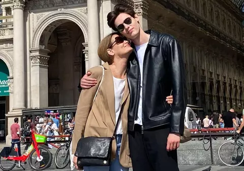 Cu ce se ocupă fiul Elvirei Deatcu în Italia. „I-a fost foarte greu. Stă acasă și lucrează, pentru că altfel nu ar face față”