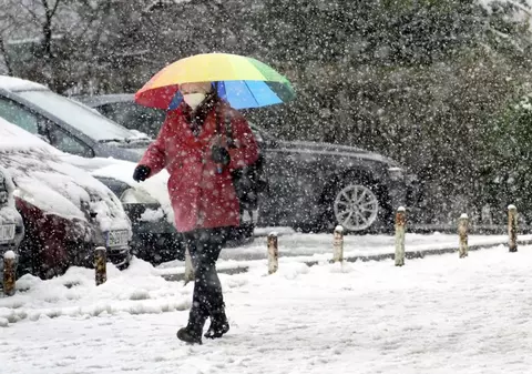 STAREA VREMII. Avertizări cod galben și portocaliu de viscol și ninsori în România. Ce zone sunt vizate