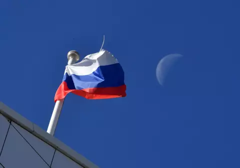 România, un rai filorus? Cum putem câștiga războiul informațional făcând deosebirea netă dintre patriotism și naționalism