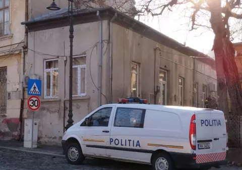 Seif gol, furat de la Primăria Slatina în timpul nopții. Poliția îi caută pe hoți