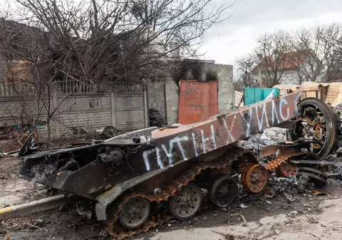 Peste 15.000 de soldați ruși au fost uciși în Ucraina în primul an al războiului, confirmă o analiză independentă