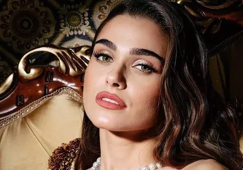 Decizia luată de Theo Rose: „Trebuie să ne oprim acum, pentru că nu mai pot”. Artista e însărcinată în 5 luni