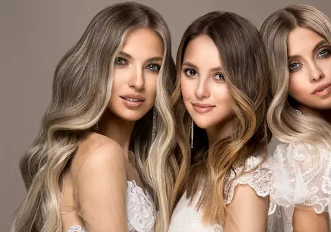 Tunsori și culori de păr la modă în 2023