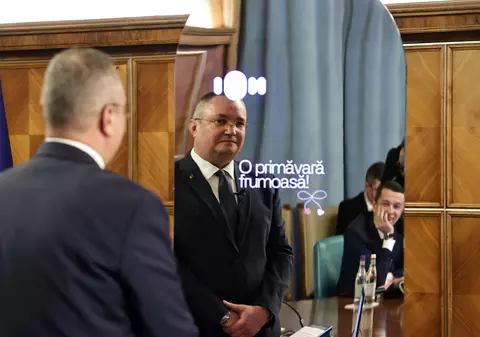 Consilierul-robot ION a primit jumătate de milion de mesaje, în prima săptămână de la lansare. Ce i-au transmis românii